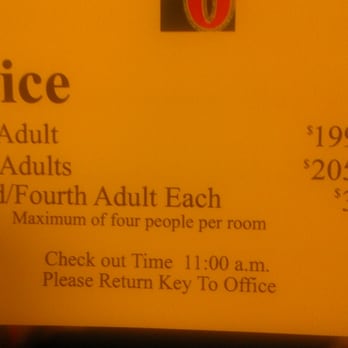 Motel 6 - You get what you pay for... except for when you are paying $206/night.  Then you expect much more than filthy unsafe conditions. - Hotels Near Me - Newport, Rhode Island