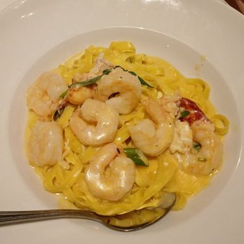 Bravo! Italian Kitchen - Shrimp and lobster alfredo - Italian Near Me - Albuquerque, New Mexico Bravo! Italian Kitchen - Shrimp and lobster alfredo - Italian Near Me - Albuquerque, New Mexico