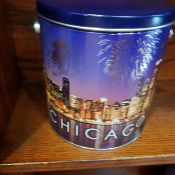 Garrett Popcorn Shops - Popcorn Tins - Popcorn Shops Near Me - Chicago, Illinois