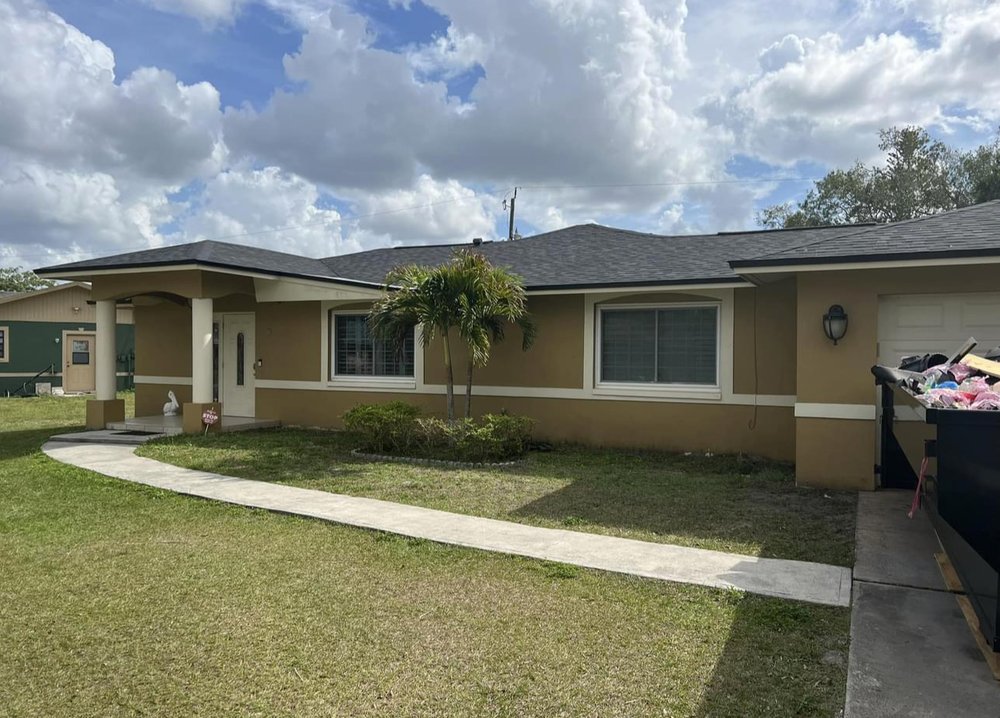 Slide of Arac roof it forward