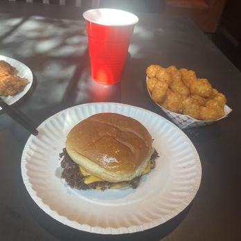 GUSTOS BURGERS N STUFF - Updated March 2025 - 202 Photos & 144 Reviews