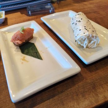 Sushi Roku - Spicy tuna rice roll and crab hand roll - Sushi Bars Near Me - Manhattan Beach, California Sushi Roku - Spicy tuna rice roll and crab hand roll - Sushi Bars Near Me - Manhattan Beach, California