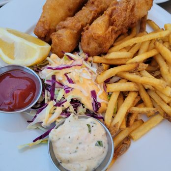 Lighthouse - Fish & chips - Breakfast & Brunch Near Me - Newport Beach, California