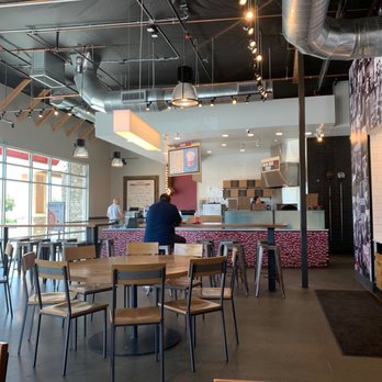 MOD Pizza - Dining room - Fast Food Near Me - Corona, California MOD Pizza - Dining room - Fast Food Near Me - Corona, California