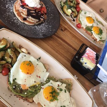 Hatch 44 Cafe - Cafes Near Me - Metuchen, New Jersey