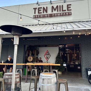 Ten Mile Brewing - Outside tables. - Breweries Near Me - Signal Hill, California