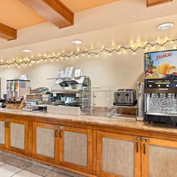 Best Western Chula Vista/Otay Valley Hotel - BreakfastArea