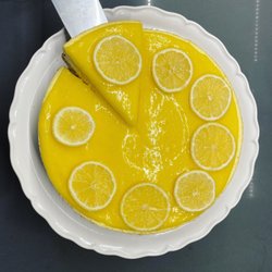Nessibles - Lemon "Square" Cheesecake: velvety cheesecake topped with a fresh-squeezed-lemon curd