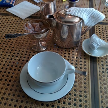 Café Baier - So wurde der Earl Grey serviert. - Cafes Near Me - Berlin, BE