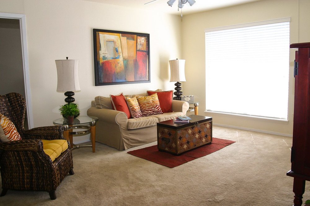 WOODHOLLOW APARTMENTS Updated September 2024 12 Photos 2451 Lake