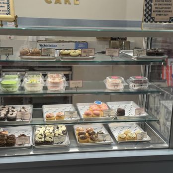 Empire Cake - Custom Cakes Near Me - New York, New York