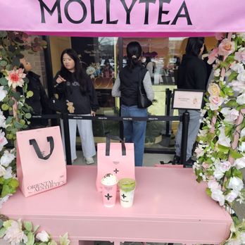 Molly Tea - Outside - Coffee & Tea Near Me - Atlanta, Georgia