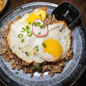 OMELI Kitchen - Oxtail fried rice - Vietnamese Near Me - Fullerton, California OMELI Kitchen - Oxtail fried rice - Vietnamese Near Me - Fullerton, California
