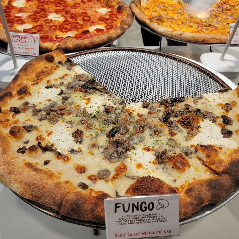 Mad Pie - One of my favorites, its the fungi fungo - Pizza Near Me - Honolulu, Hawaii
