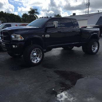 SCT Motoring - Auto Repair Near Me - Miami, Florida SCT Motoring - Auto Repair Near Me - Miami, Florida