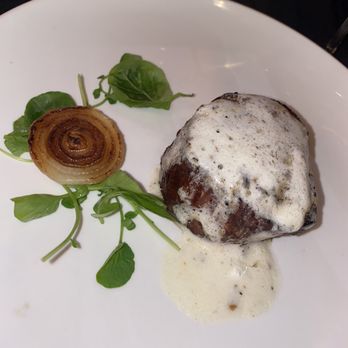 Rococo Steak - Petite Filet Mignon 7 Oz - Steakhouses Near Me - St. Petersburg, Florida