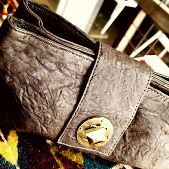 Giving Bracelets - Gorgeous handmade leather clutch bag - Leather Goods Near Me - Scottsdale, Arizona Giving Bracelets - Gorgeous handmade leather clutch bag - Leather Goods Near Me - Scottsdale, Arizona