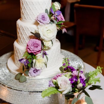 Community Flower Shop - Cake flowers/toss bouquet Photo credit: Lavender Leigh Photography - Florists Near Me - Pittsburgh, Pennsylvania Community Flower Shop - Cake flowers/toss bouquet Photo credit: Lavender Leigh Photography - Florists Near Me - Pittsburgh, Pennsylvania