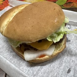 Pop's Dari Dell - Cheese burger