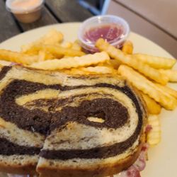 JP's Restaurant - Ruben and fries.