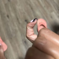 Resort Nail Salon - Just a mess.