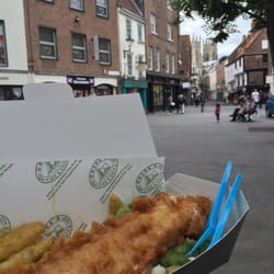 Drakes Fish & Chip Restaurant - Mmm