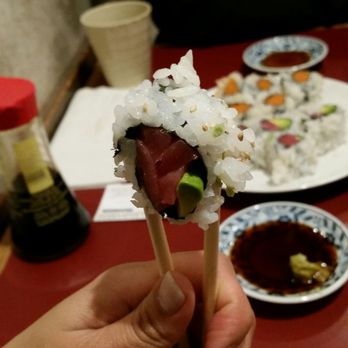 Ajishin - Literally the sloppiness roll I've ever seen served in my whole like. - Sushi Bars Near Me - Novi, Michigan