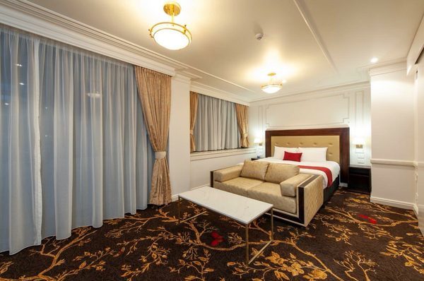 Burke & Wills Hotel by null