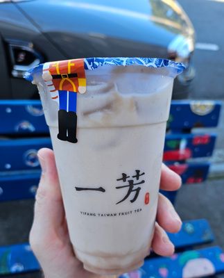 Yifang Taiwan Fruit Tea by null