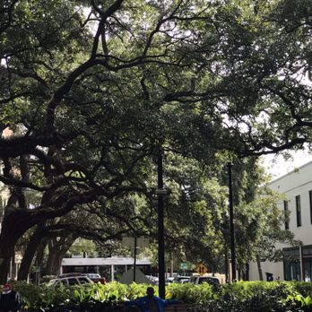 Reynolds Square - Parks Near Me - Savannah, Georgia