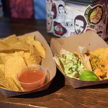 El Cuban Diner - Carne Asada Taco w/Chips & Salsa - Diners Near Me - Miami, Florida