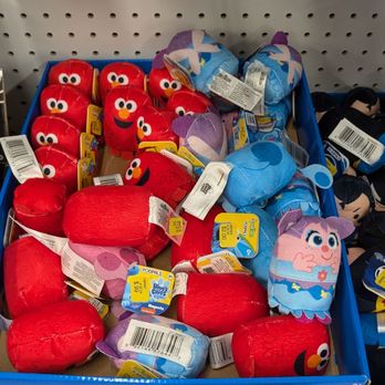 Giant Tiger - Sesame Street plushies - Department Stores Near Me - Winnipeg, Manitoba Giant Tiger - Sesame Street plushies - Department Stores Near Me - Winnipeg, Manitoba