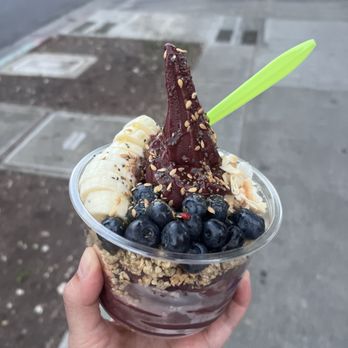 Acai Fresh - Acai Bowls Near Me - Davis, California