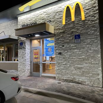 McDonald's - Burgers Near Me - Davie, Florida