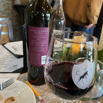 Kennedy Cellars Winery - Wine Tasting Room Near Me - Hammonton, New Jersey