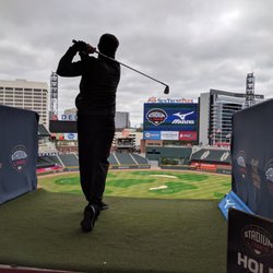 Stadiumlinks Golf at SunTrust Park - 7th hole.