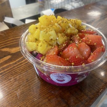 Playa Bowls - Pitaya and açaí bowl - Juice Bars & Smoothies Near Me - Columbus, Ohio Playa Bowls - Pitaya and açaí bowl - Juice Bars & Smoothies Near Me - Columbus, Ohio