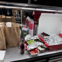 Five Guys - Burger box, fixings & fries