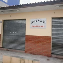 Dog´s House sanduíches