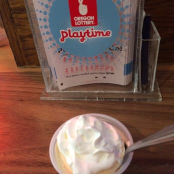 Mad Hanna - Butterfinger pudding shot. - Dive Bars Near Me - Portland, Oregon Mad Hanna - Butterfinger pudding shot. - Dive Bars Near Me - Portland, Oregon