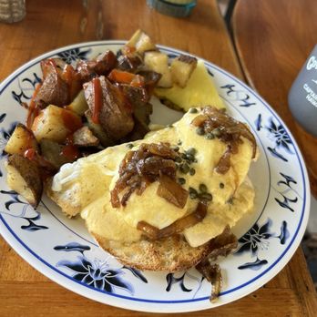 The Coffee Shack - Ono benedict with potatoes - Coffee & Tea Near Me - Captain Cook, Hawaii