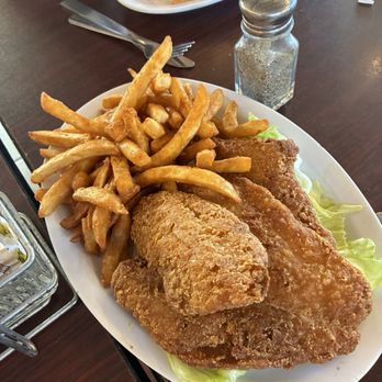 Harbor House Café - Fish & Chips Dinner - American Near Me - Dana Point, California Harbor House Café - Fish & Chips Dinner - American Near Me - Dana Point, California