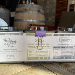 Peace Water Winery - Flights available