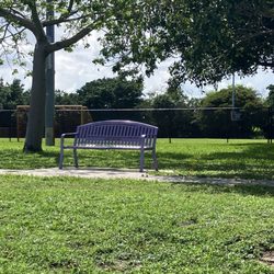 Howard Park - Bench and field