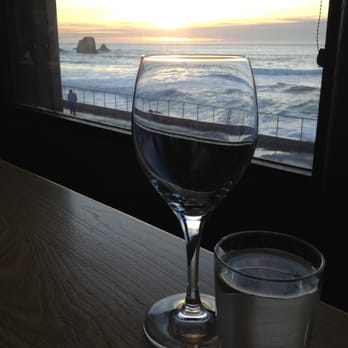 Moonraker Restaurant - Can't get enough of this view! - New American Near Me - Pacifica, California Moonraker Restaurant - Can't get enough of this view! - New American Near Me - Pacifica, California