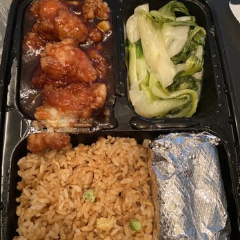 Hu's Cooking - Lunch special. Nothing special for the price. - Chinese Near Me - Houston, Texas