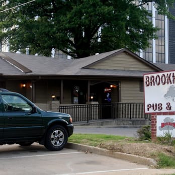 Brookhaven Pub & Grill - Pubs Near Me - Memphis, Tennessee