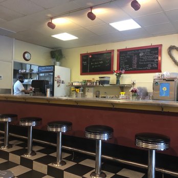 Hallie's Diner - American Near Me - Petaluma, California Hallie's Diner - American Near Me - Petaluma, California