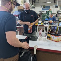 Farr's Hardware