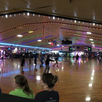 Semoran Skateway - Skating Rink - Skating Rinks Near Me - Casselberry, Florida Semoran Skateway - Skating Rink - Skating Rinks Near Me - Casselberry, Florida